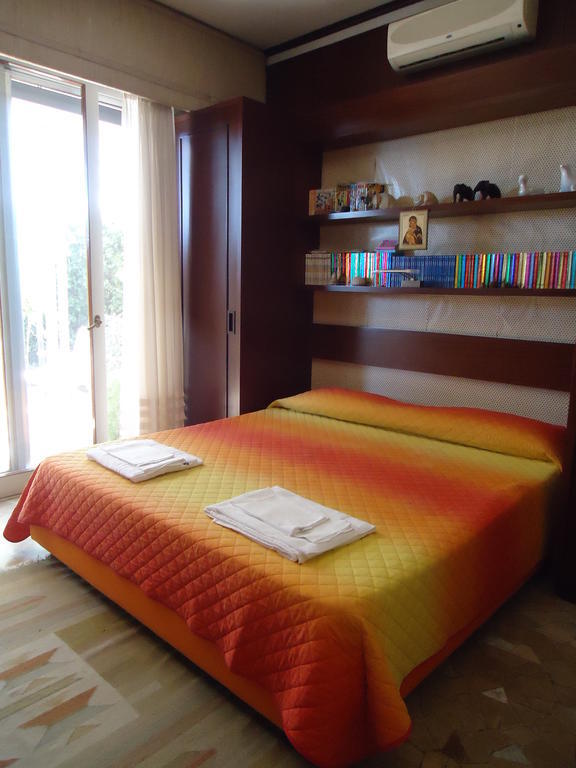 B&B Cottage Dei Consoli Sant'Agata Li Battiati Bilik gambar